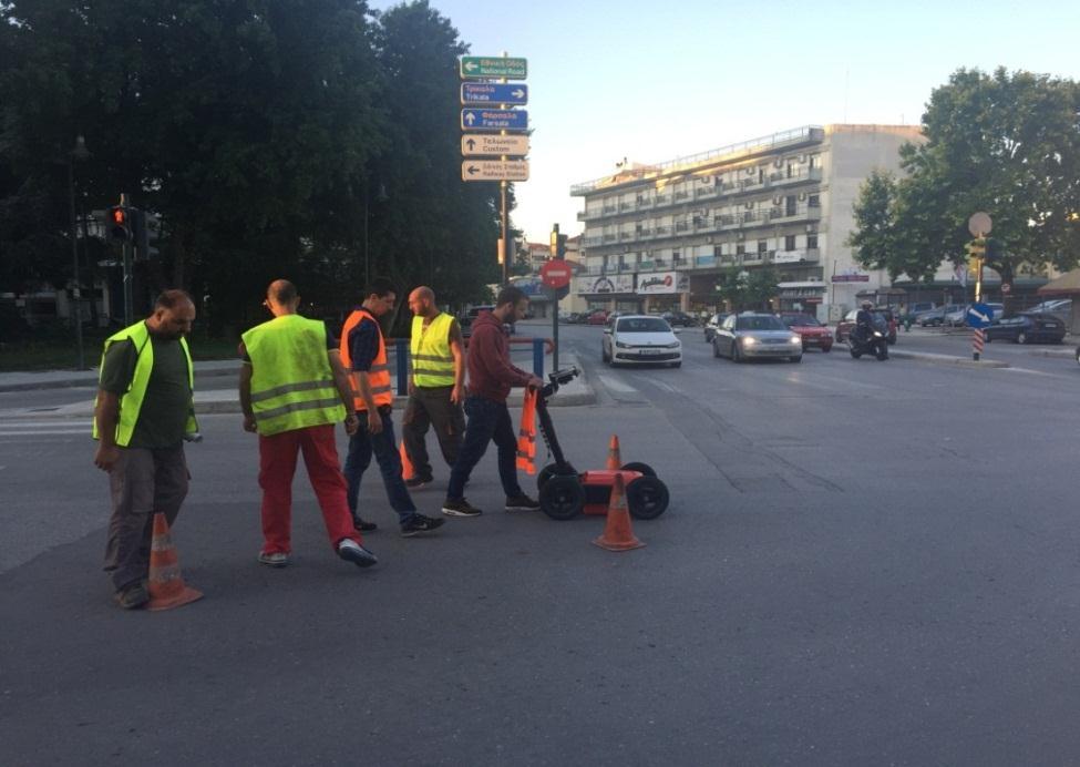 Εικόνα 1. Αποτύπωση επί της Ηρώων Πολυτεχνείου Παραδοτέα Τις μετρήσεις μας τις αναλύσαμε στο γραφείο σε λογισμικά κατάλληλα για τέτοιες εφαρμογές.