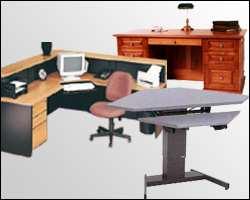 7. Γραφεία Ένα καλά σχεδιασμένο και κατάλληλα ρυθμισμένο γραφείο παρέχει επαρκή χώρο για τα πόδια, επιτρέπει την κατάλληλη τοποθέτηση των τμημάτων και των εξαρτημάτων του υπολογιστή και ελαχιστοποιεί