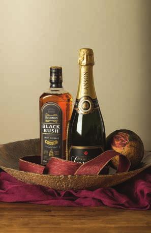 #1829A ΠΙΑΤΕΛΑ ΓΙΑΛΙΝΗ ΜΕ ΣΧΕΔΙΑ BUSHMILLS BLACK BUSH IRISH WHISKY 700ML LANSON CHAMPAGNE 750ML ROMEO JULIETΑ Νο3 (2 τεμ.