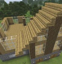 6 Προεκτείνετε την πρόσοψη του σπιτιού προς τα πάνω τριγωνικά, χρησιμοποιώντας ξύλινες σανίδες.