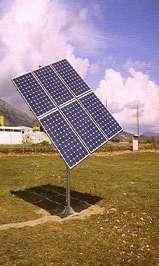 2.Ηλιακος θερμοσιφωνας Ο ηλιακός θερμοσίφωνας είναι ένα ενεργητικό ηλιακό σύστημα που ζεσταίνει νερό χρησιμοποιώντας την ηλιακή ενέργεια.