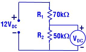 PHẦN ĐỀ TH TỰ LUẬN 5 Điểm Câu ( điểm): Một vô kế có tầm đo 5V, được mắc vào mạch hư hìh vẽ để đo điệ áp hai đầu điệ trở, vô-kế có độ hạy 0KΩ/V.