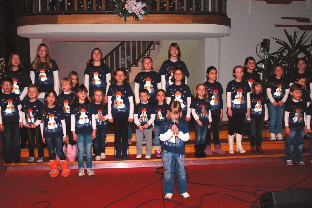 Vijesti iz Maruπevca Adventski koncert u Maruπevcu UMaruπevcu je 19. prosinca 2011.
