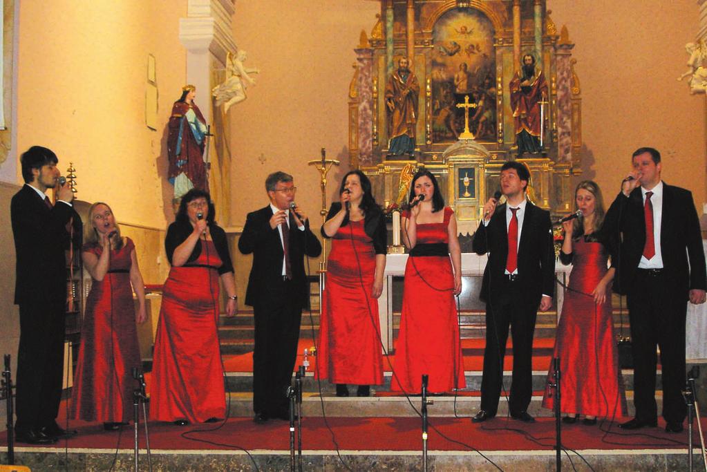 Koncert je nosio znakovit naslov VjeËna ljubav, i mediji su ga odliëno najavili. Na elektroniëkom gradskom portalu pitomaëa.