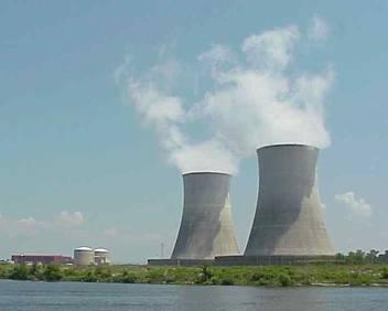 Pe durata de viata în reactor, în medie un an de zile, un fascicul de combustibil nuclear CANDU 6 produce o energie de 1.115 Mwh.