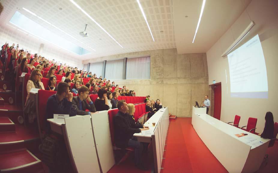 Bendrame Studentų farmacininkų draugijos (SFD) ir LSMU Farmacijos fakulteto Alumni draugijos renginyje dalyvavo vaistinių tinklai: UAB Euro vaistinė, UAB Gintarinė vaistinė, UAB Nemuno vaistinė ;