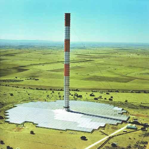 ΑΞΙΟΠΟΙΗΣΗ ΗΛΙΑΚΗΣ ΕΝΕΡΓΕΙΑΣ Ηλιακός πύργος Πειραµατική διάταξη στην Ισπανία (Manzanares, Ciudad Real) η οποία κατασκευάστηκε το 1982. Πύργος ύψους 195 m και διαµέτρου 1 m.