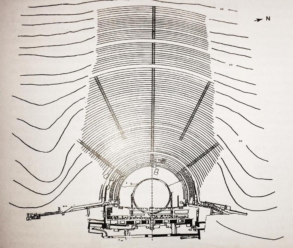 Εικ. 4. Κάτοψη του μεγάλου θεάτρου του Άργους (F. Sear, Roman Theatres. An Architectural Study, Oxford 2006, σχ. 413).