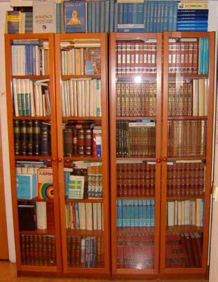 μέρες μας. Όπως είναι φυσικό πολλά από τα βιβλία αυτά δεν υπάρχουν σε αντίστοιχες σουηδικές και ελληνικές βιβλιοθήκες, είναι δυσεύρετα και παρουσιάζουν ιδιαίτερο ιστορικό ενδιαφέρον.