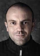 10 ΔΕΚ DEC ΚΥΡΙΑΚΗ SUNDAY 19:00-21:00 Σκηνοθέτης - Μοντέρ Film Director - Film Editor Γιάννης Σακαρίδης Σκηνοθέτης, Μοντέρ Yannis Sakaridis Film Director / Film Editor Σπούδασε φωτογραφία και Ιστορία