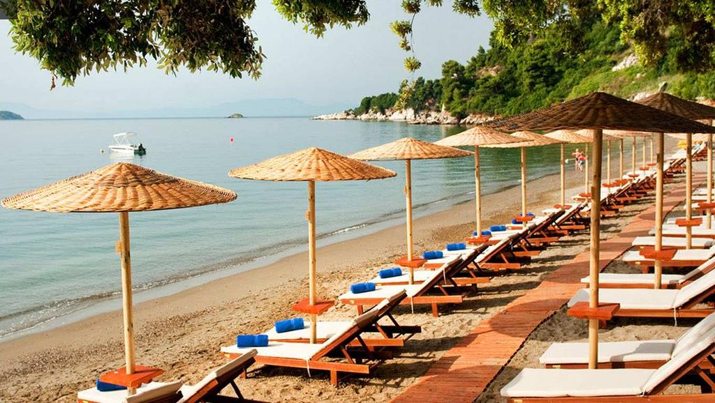 Οµπρέλα RATTAN Οµπρέλες µε