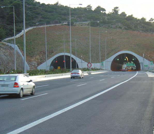 .. Χωριζόμαστε σε δύο ομάδες με σκοπό να πάρουμε μέρος σε μια συζήτηση με θέμα την κατασκευή του νέου περιφερειακού αυτοκινητόδρομου. Α.