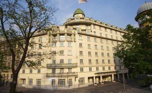 Sofitel chain bridge