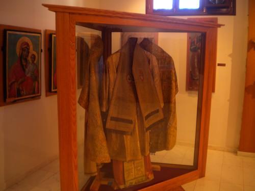 5 Εθνογραφικό Μουσείο Εικόνα 33: Εκκλησιαστικά κειμήλια και έργα τέχνη Είναι ένα ιδιωτικό εθνογραφικό μουσείο που ανήκει στην οικογένεια Ηλιάδη, το οποίο έως το 1971 ήταν γνωστό ως Μουσείο Λαϊκής