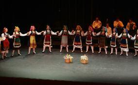 Sunday, 28 September 20:30 70 Music from the Outposts of Hellenism Limassol Folklore Society 71 With the love and respect for tradition that have characterised its activity over the years, the