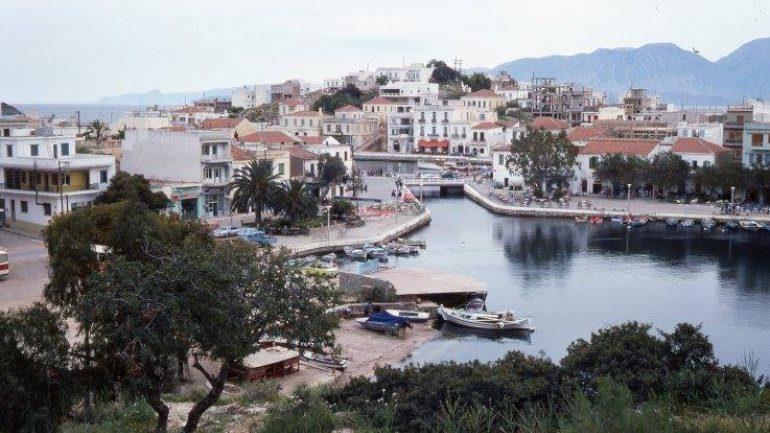132 και: Ειληθυία, Ελεύθεια, Ελενθώ, Ελευθώ.