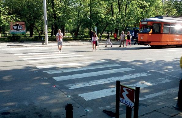 Сан Стефано, до пазар Слатина на бул. Шипченски проход, на бул. Васил Левски, до сградата на Софийски университет Св. Климент Охридски, както и на бул. Акад. Йордан Йосифов в Студентски град.