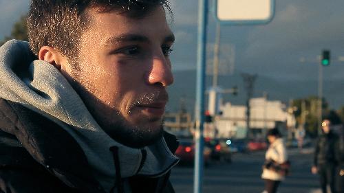 Το Παιδί Θαύµα ΤΙΜΗΤΙΚΗ ΔΙΑΚΡΙΣΗ ΚΑΛΥΤΕΡΗΣ ΤΑΙΝΙΑΣ 11το Cinedoc Χαλκίδα 2017 Η INDEPENDENT GREEK CINEMA PRODUCTIONS παρουσιάζει µετά απο τρία χρόνια παραγωγής, την Ταινία Τεκµηρίου Το Παιδί Θαύµα