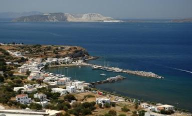 Η Λέρος, με τα μικρά νησάκια των Λειψών και των Αρκιών ακριβώς απέναντι, προσφέρεται επίσης για γιώτινγκ και πολλά είναι τα σκάφη αναψυχής που κατά τη διάρκεια του καλοκαιριού σταθμεύουν στο λιμάνι