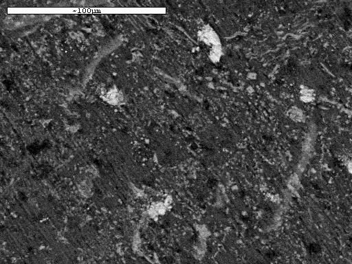 180 Σχήµα 96. Hv µε P=100gf, d=55µm, µεγέθυνση Χ200. 5.4.SEM Ακολουθούν φωτογραφίες που ελήφθησαν από το ηλεκτρονικό µικροσκόπιο σάρωσης.