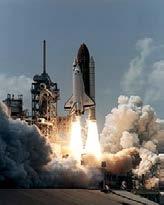 Το Διαστημικό Λεωφορείο της NASA, που επίσημα λέγεται «Διαστημικό Σύστημα Μεταφορών» (Space Transportation System-STS), είναι ιστορικός φορέας εκτόξευσης πληρωμάτων και φορτίου των ΗΠΑ.