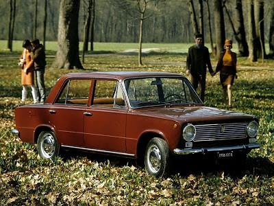 Όσον αφορά τα πιο δημοφιλή επί των πωλήσεων, πρώτη σε πωλήσεις τη περίοδο 1963 64 ήταν η Ford. Το 1965 πουλήθηκαν στη χώρα μας συνολικά 16.