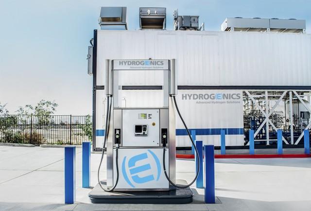 Συνεχίζοντας τη διερεύνηση του πιθανού κόστους διάθεσης του υδρογόνου ως καυσίμου για τα αυτοκίνητα με ενεργειακά στοιχεία θα πρέπει να εξεταστεί και το κόστος εγκατάστασης και λειτουργίας των