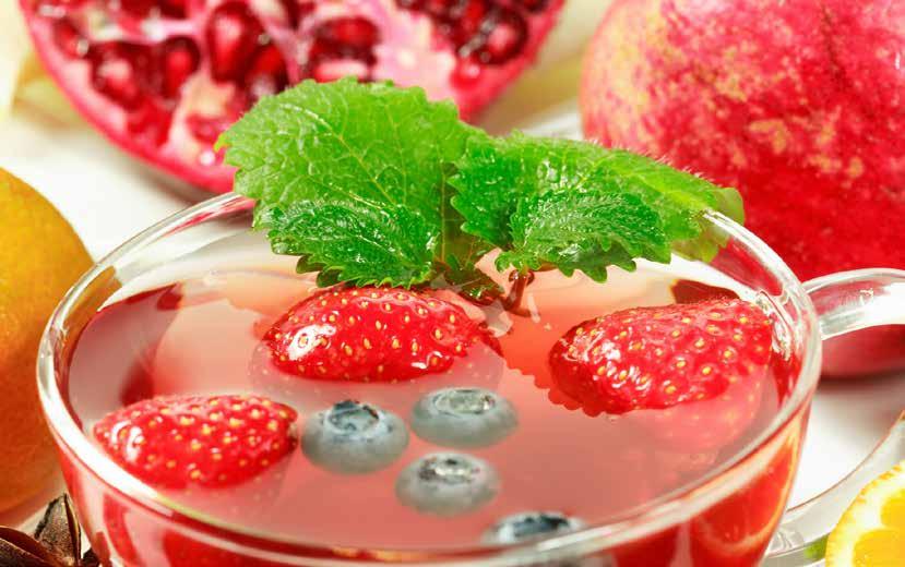 Tσάι φρούτων Αποξηραμένα φρούτα μας δίνουν ένα γευστικό και δροσιστικό ρόφημα, το οποίο μπορούμε να απολαύσουμε οποιαδήποτε στιγμή της μέρας ζεστό ή κρύο.
