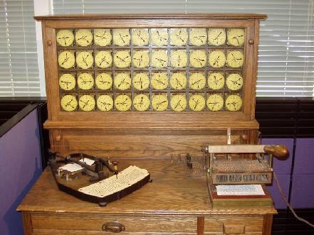 Η Αναλυτική Μηχανή του Μπάμπατζ, 1822 Ο 19ος αιώνας ήταν ο Αιώνας του Ατμού, μια και είχαν δημιουργηθεί πάρα πολλές μηχανές που εργάζονταν αυτόματα με ατμό.
