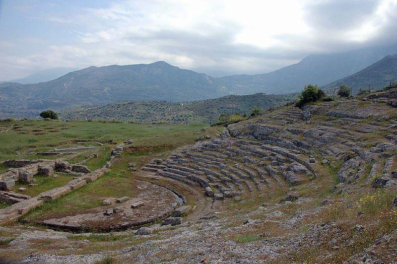 1. ΓΕΝΙΚΑ ΣΤΟΙΧΕΙΑ ΠΕΡΙΟΧΗΣ Εικόνα 1.5: Το αρχαίο θέατρο της Αιγείρας (www.el.wikipedia.