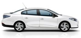 1. RENAULT FLUENCE ZE Μέσο του 2011 Γενικά Χαρακτηριστικά: Διαστάσεις; Μ 4,75 m x Π 1,81 m x Υ 1,46 m Αριθμός θέσεων 5 Κίνηση Εμπρόσθιοι τροχοί Ηλεκτρικός κινητήρας 70 kw Αυτονομία 160 km Μέγιστη