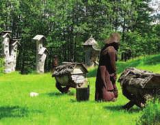 17 (Wojsyl, 2005) Museum of Ancient Beekeeping in the north-east Lithuania.