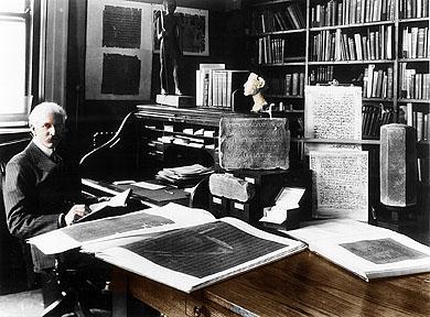 1906 New York Historical Society O Edwin Smith πεθαίνει. Η κόρη του Leonora δωρίζει την συλλογή του. 1920 University of Chicago's OrientaL Institute James H.