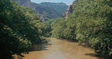 Γνωστές κοιλάδες: Τεμπών (Θεσσαλία), Αλφειού (Πελοπόννησος), Ευρώτα (Πελοπόννησος), Καλαμά (Ήπειρος) Εικόνα 1.