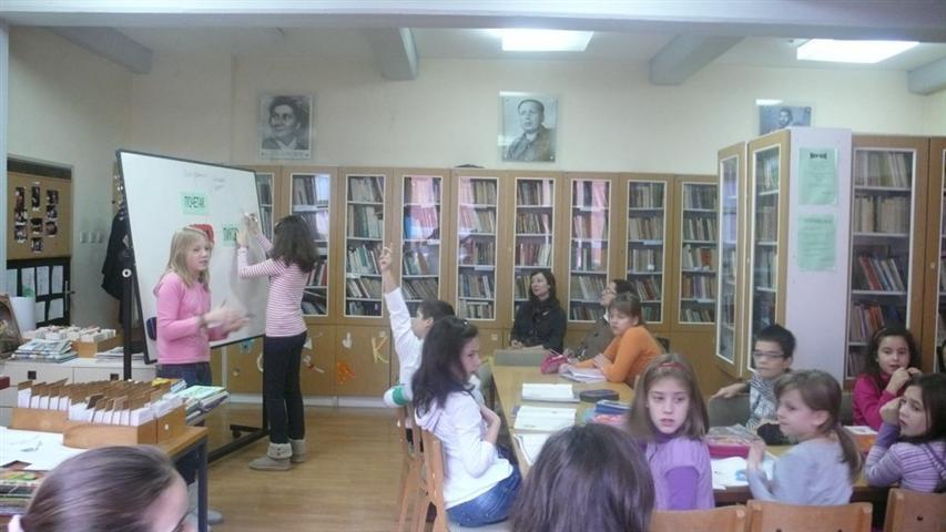 29. новембар 2012. 30. новембар 2012. српски природа и др. библиотека учионица 1. час 2. час Ученице Ана Јанковић и Ана Мијушковић VI-3, Александра Ивезић, Снежана Драгичевић српски учионица 1.