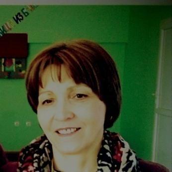 Међутим, већ тридесетих година прошлог века два педагога, Девеј и Килпатрик, уводе у литературу и образовну праксу израз пројектна настава, коју