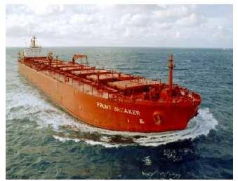 Διακρίνονται σε δύο κατηγορίες, τα ore/bulk/oil carriers-o.b.o. και τα Ore/oil carriers.