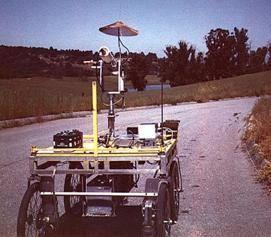 Stanford Cart (1964-1971) Μέχρι το 1966 το ρομπότ αυτό ήταν αχρησιμοποίητο σε ένα εργαστήριο, ώσπου ο Les Ernest βρήκε το δημιουργό του και του μίλησε, αφήνοντας το SAIL (Stanford AI Lab- σπίτι για