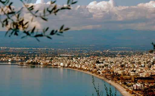 ΚΑΛΑΜΑΤΑ Η Καλαμάτα, είναι πόλη της νοτιοδυτικής Πελοποννήσου και πρωτεύουσα του νομού Μεσσηνίας.
