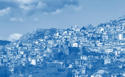 χτισμένο σε μικρό φιόρδ με πολλά αρχοντικά και όμορφη παραλία όπου και η παραμονή μας για γεύμα.