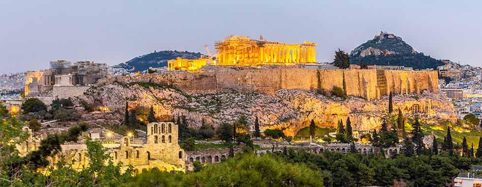 Αθήνα 3, 4 ημερών Μία πόλη που συνδυάζει τα πάντα και αξίζει να επισκεφθείτε Η εκδρομή περιλαμβάνει επίσκεψη στο Μέγαρο της Παλιάς Βουλής, περιήγηση στην Αθήνα, την Εθνική Βιβλιοθήκη, το Νομισματικό