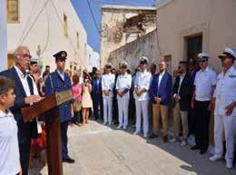 Αρχηγό ΓΕΝ Αντιναύαρχο Γεώργιο Γιακουμάκη ΠΝ, παρέστη την Κυριακή 31 Ιουλίου 2016, εκπροσωπώντας την ελληνική κυβέρνηση, στις τιμητικές εκδηλώσεις που πραγματοποιήθηκαν στα Κύθηρα για