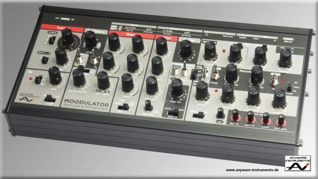 synth της εταιρίας Izotope.