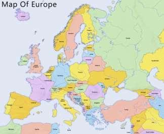 Τη δεύτερη ώρα, που το μάθημα διεξάγεται στην αίθουσα προβολών, προβάλλονται επιλεγμένα αποσπάσματα ταινιών με θέμα τον Ψυχρό Πόλεμο και διανέμονται τα φύλλα εργασίας.