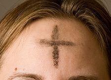 Note the cross of ash on a worshiper s forehead in the image. Shabbat Zakhor Also note the image n on the Wikipedia site which shows men and women receiving the mark of the cross on their forehead.