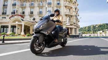 ελαστικά πόλης scooter sport d32 το πρωτο ελαστικο scooter με τεχνολογια διπλησ γομασ επανασταση διπλησ γομασ Σκληρή γόμα στο κέντρο για να αντέχει επιταχύνσεις και φρένα και πιο μαλακή στους ώμους,