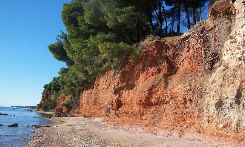 Περίπτωση Έργων Προστασίας από Παράκτια Διάβρωση: Η επιλογή κατάλληλου βραχώδους υλικού, τέτοιο ώστε να