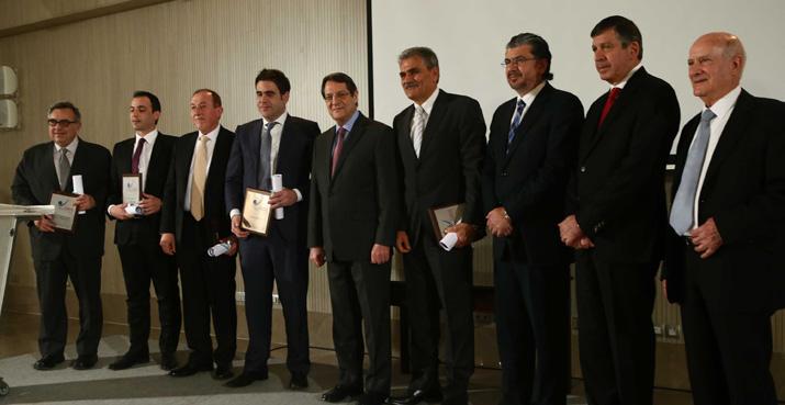 Το Βραβείο Εξαγωγών Βιομηχανικών Προϊόντων για επιχειρήσεις με προσωπικό μέχρι 50 άτομα απονεμήθηκε στη βιομηχανία «Foodfarm Trading LTD», το Βραβείο Εξαγωγών Βιομηχανικών Προϊόντων για επιχειρήσεις
