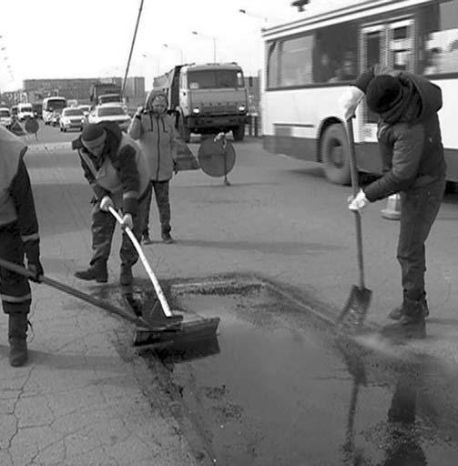 Ол ұсақ несиені қайтаруға құлықсыз. Керісінше, ірі к лемдегі несиені қайтаруға ар күш-жігерін жұмсайды. Ұсақ қарыз осылайша к ейіп келеді. Бұл ойланатын нәрсе. Банкте қайтарылуы неғайыл орыш деген ар.