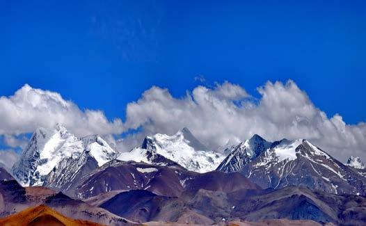 Exploring Himalaya by Versus Travel! "Είδα όλα τα έθνη να μεγαλώνουν όχι με σοφία, αλλά με τη θέληση για καταστροφή. Είδα να αναπτύσσουν τη στρατιωτική τεχνολογία τους.